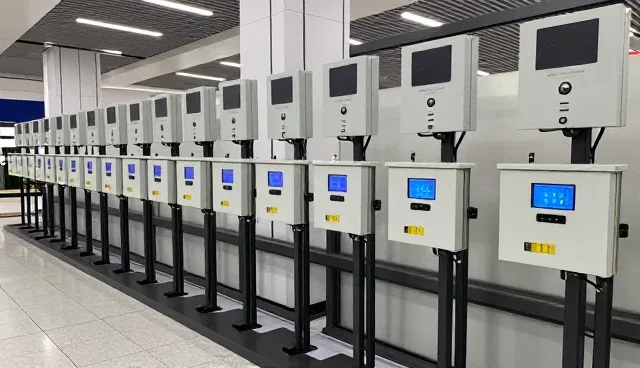 中小客户维护策略中注重成本控制的适用条件